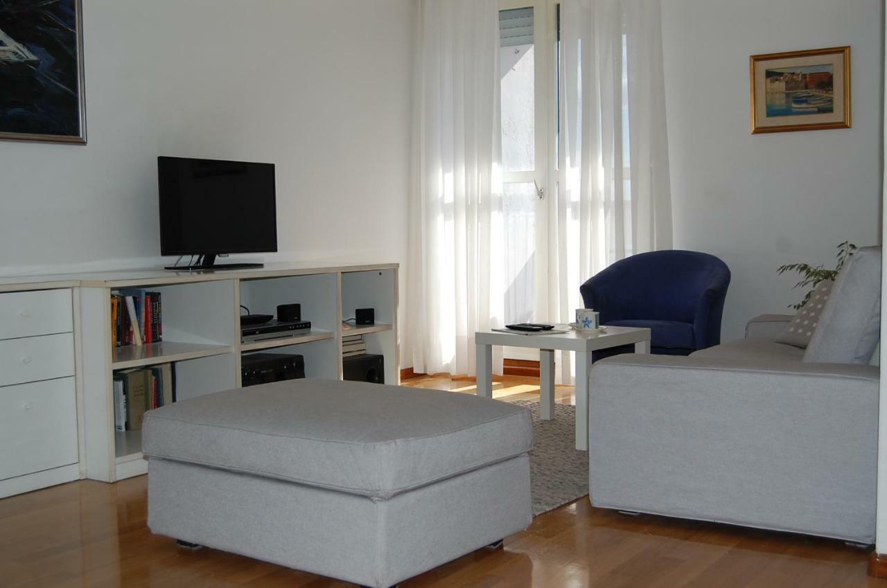Apartment Definis Split Extérieur photo